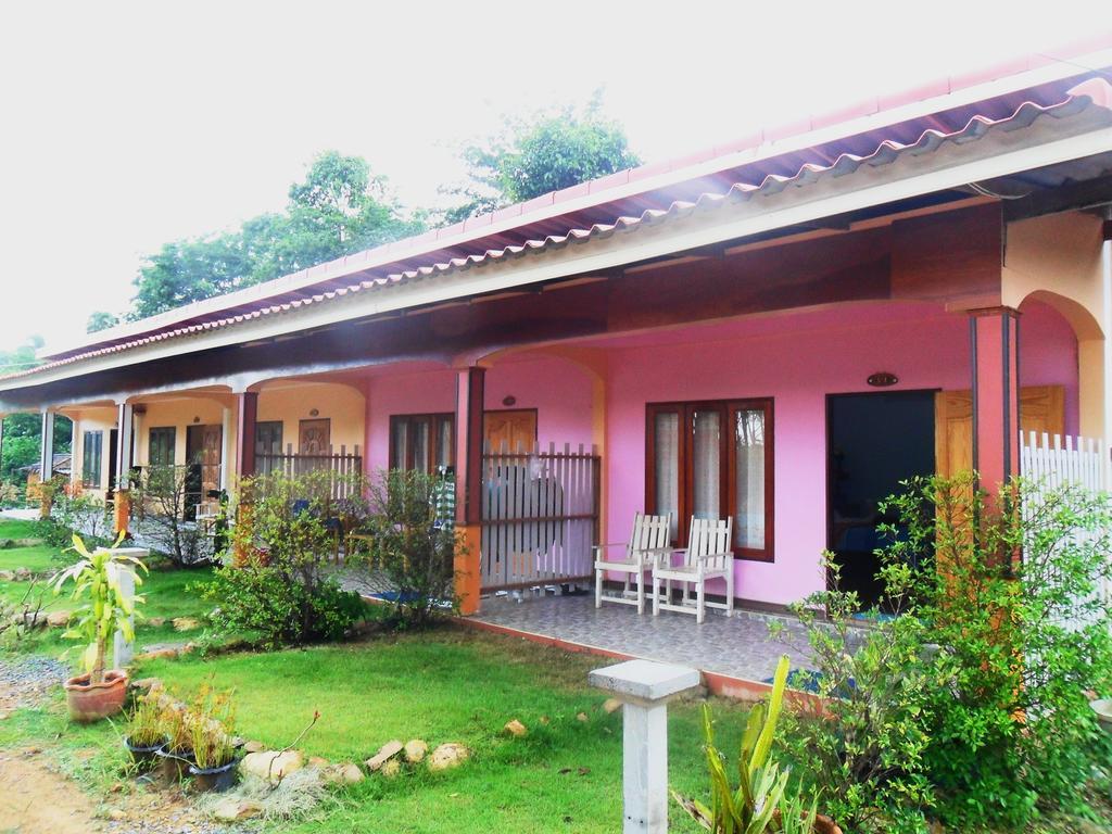 ホテル Phu Lanta Life Ko Lanta エクステリア 写真
